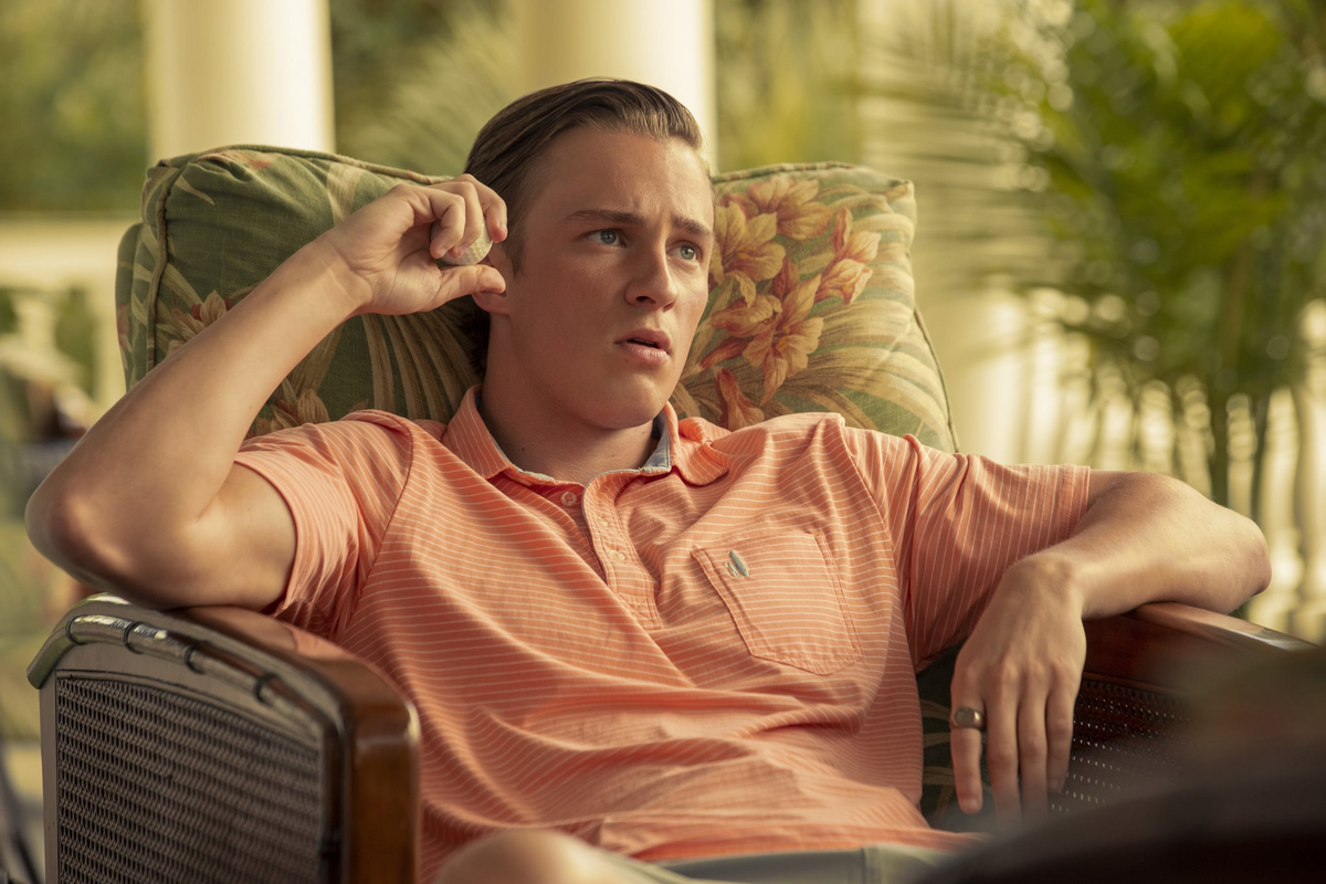 Rafe Cameron's Journey Outer Banks Star Chase Stokes On Character