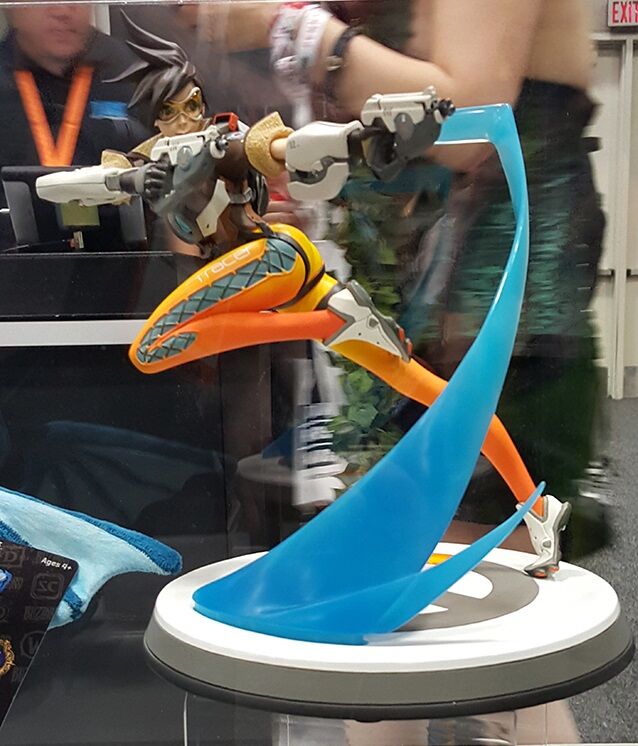 Overwatch Tracer Statue