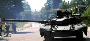 Буржуйським журналюгам можна, а нашим - зась