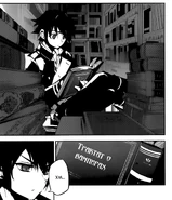 Юи читает книгу