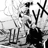 Мика нападает на Юи