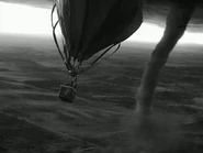 Oz-tornado.jpg (16 KB) Tornado in Disney's Oz the Great and Powerful