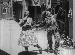 The Scarecrow and Patchwork Girl meet.