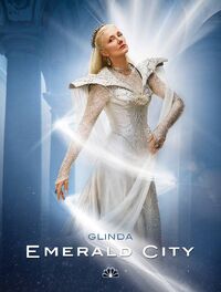 Glinda-emerald-city