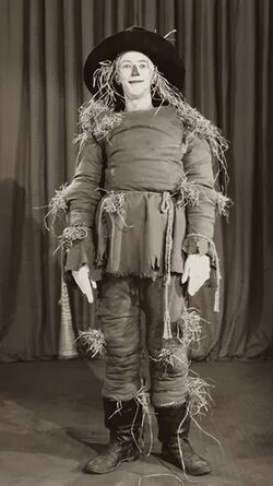 Ray Bolger | Oz Wiki | Fandom
