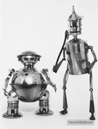 Tin Woodsman height comparison to Tik Tok