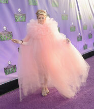 Martha Stewart as Glinda 2013.