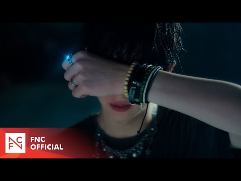 P1Harmony_(피원하모니)_-_‘SAD_SONG’_MV