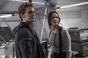 Mockingjay Part 2 Stills Finnick and Katniss