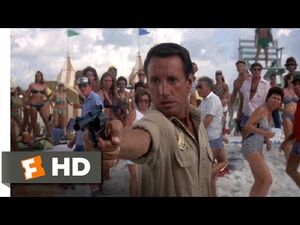 Jaws 2 (3-9) Movie CLIP - Everybody Out of the Water (1978) HD