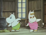 Moomin and Snorkmaiden ready for swimming