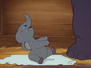 Dumbo introduced to his mother.