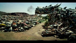 Transformers-The-Last-Knight-Theatrical-Trailer-2-213