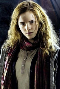 Casual Hermione with a scarf around her neck