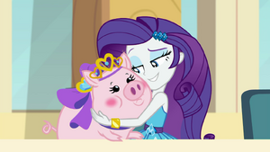 Rarity holding Applejack's pretty pig EGDS4