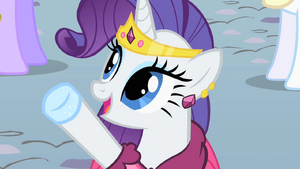 Rarity singing S1E26