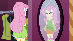 Fluttershy looking in the mirror EG