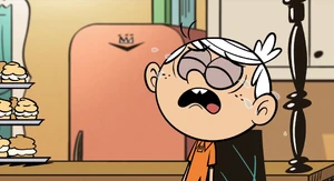 Lincoln's sobbing breakdown over his sisters and Clyde have special talents and they are good at something, except him who is the only one who didn't have trophies and awards.