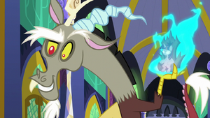 Discord makes vision of Twilight the tyrant S9E1