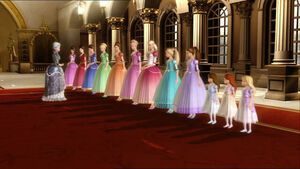 Barbie-12-dancing-princesses-disneyscreencaps.com-1910