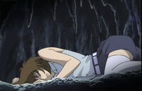 Téa Gardner lying down