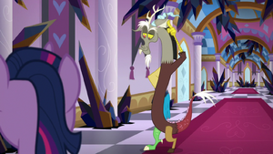 Discord puts rolled-up banner in his ear S9E2