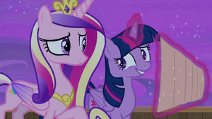 Twilight offers to give Flurry a tour of Fillydelphia S7E22