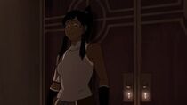 S1E7 Learning her enemies arms-man