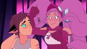 Entrapta remves Catra's chip 2