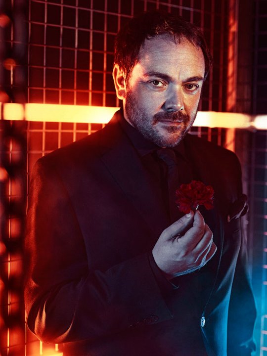 Crowley tells Rowena to leave Supernatural Inside Man