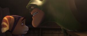 Ratchet with Captain Qwark in the 2016 Movie