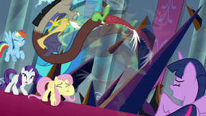 Discord flying backward in slow motion S9E2