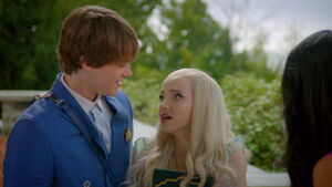 Descendants2-disneyscreencaps.com-1068