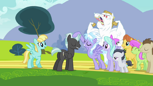 Bulk Biceps behind pegasi crowd S2E22