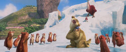 Ice-age4-disneyscreencaps.com-8935