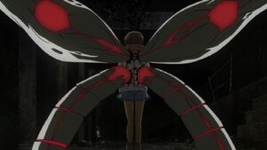 Hinami's Dual Kagune from her back