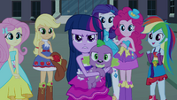 Twilight makes her stand EG