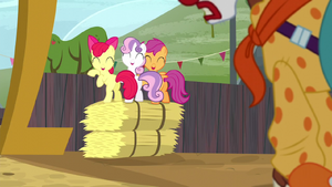 Cutie Mark Crusaders laugh at Trouble Shoes S5E6
