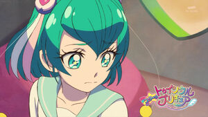 Lala is conflicted over whether she should use her glove at school or not