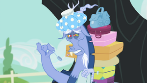 Discord holding a spoon