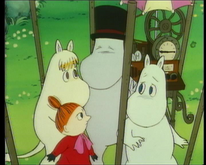 Moominpappa tries to talk to the natives