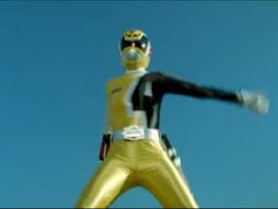 Yellow SPD Ranger.jpg