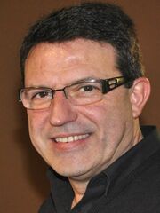 Antonio Villar-1-515x686