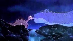 Littlefoot's Mother fatally injured from her fight with Sharptooth