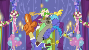 Discord acting as his own cheerleader S7E1