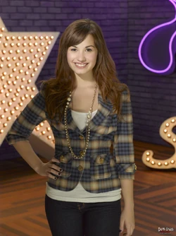 Sonny Munroe Heroes Wiki Fandom S02 #make me choose dl #lovrato #finally got around to doing this lol #gif #1k. sonny munroe heroes wiki fandom