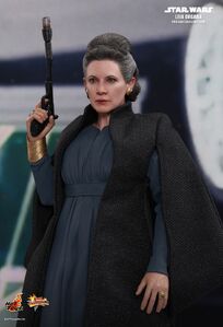 Hot-toy General Leia TLJ