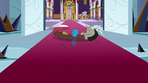 Discord collapses onto the floor S9E2