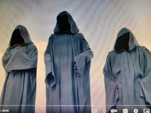 Three Cloaked Figures.jpg (159 KB)