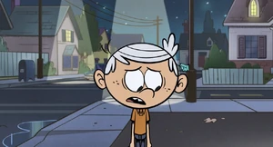 Lincoln was heartbroken because his sisters overshadowing him and excluding him from their photos.